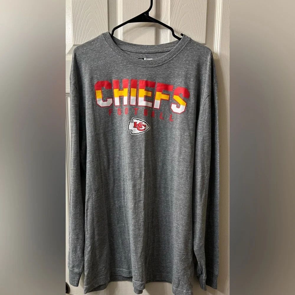 Gray Kansas City chiefs Football Long Sleeve Shirt size 2XL